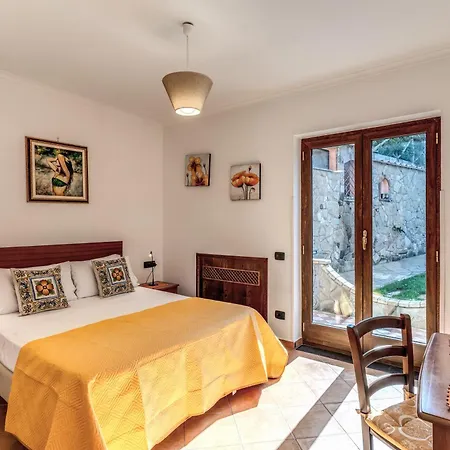 Caruso Private Heated Pool & Sea View Sorrento