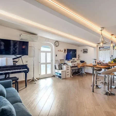 Villa Caruso Private Heated Pool & Sea View *