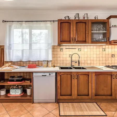 Villa Caruso Private Heated Pool & Sea View