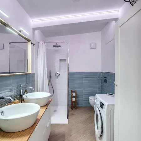 Caruso Private Heated Pool & Sea View