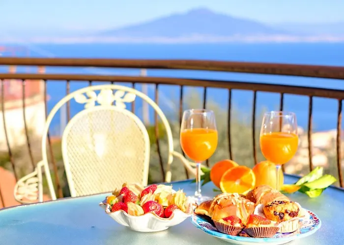 Caruso Private Heated Pool & Sea View فيلة سورينتو