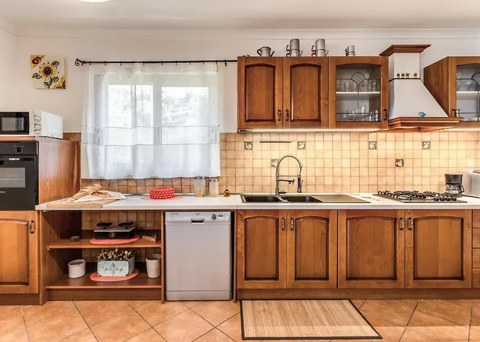 Villa Caruso Private Heated Pool & Sea View