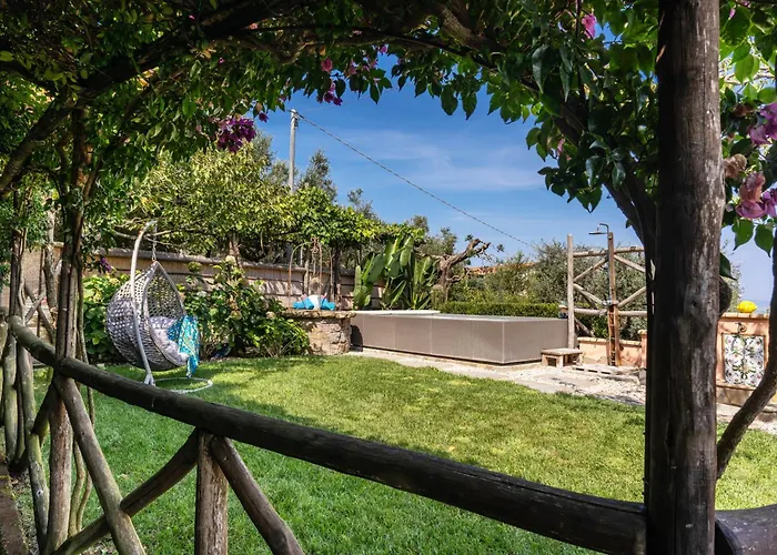 Caruso Private Heated Pool & Sea View Sorrento