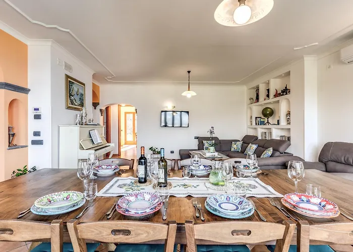 Caruso Private Heated Pool & Sea View Sorrente